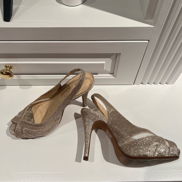 Lulu Townsend Gold Sparkle Heels Size 6 - Picture 3 of 11